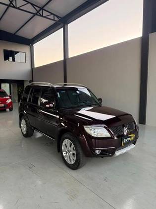 MITSUBISHI PAJERO TR4 2.0 4X2 16V 140CV FLEX 4P AUTOMÁTICO MITSUBISHI PAJERO TR4 2.0 4X2 16V 140CV FLEX 4P AUTOMÁTICO